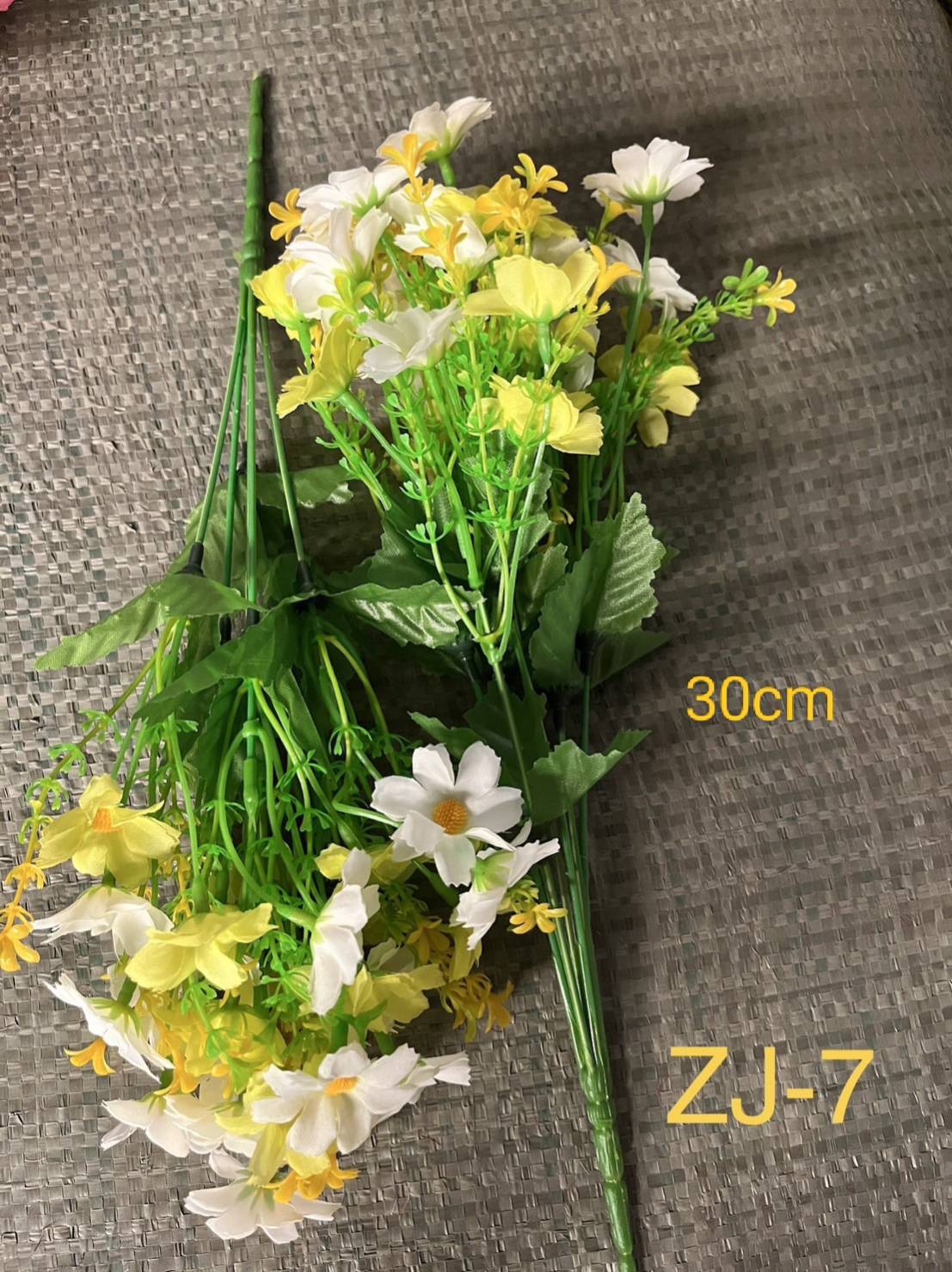 ดอกไม้ประดิษฐ์