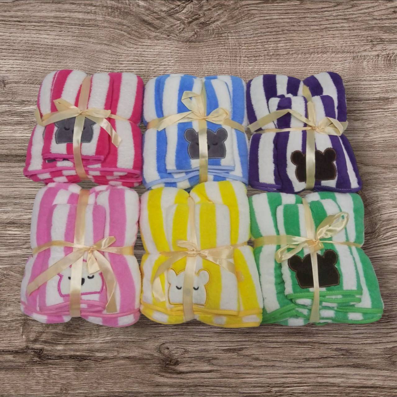  ผ้าเช็ดตัวลายริ้ว